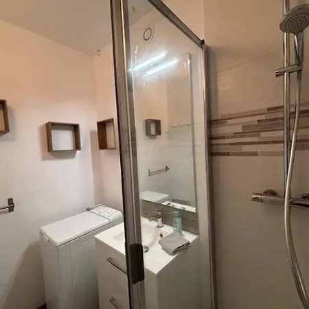 Apartament La Maddyblue 5 Min A Pieds De L'ocean Et Commerce