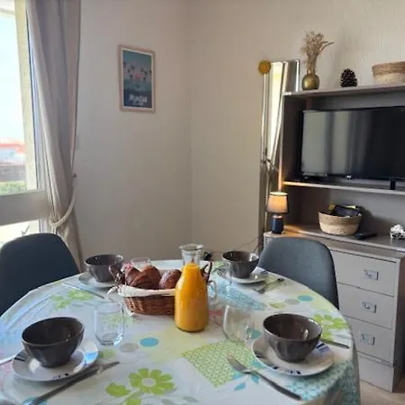 Apartament La Maddyblue 5 Min A Pieds De L'ocean Et Commerce